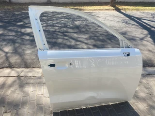 2023 HAVAL H6 RIGHT FRONT DOOR SHELL FOR SALE. IN EXCELLENT CONDITION