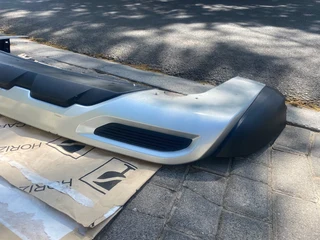 2024 MITSUBISHI OUTLANDER REAR BUMPER SPOILER FOR SALE. IN PRISTINE CONDITION