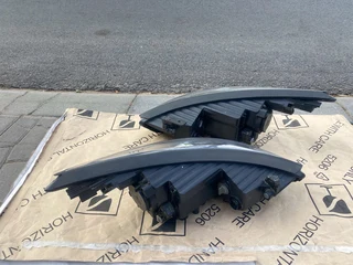 2014 HYUNDAI IX35 LED HEADLIGHTS FOR SALE. IN PRISTINE CONDITION