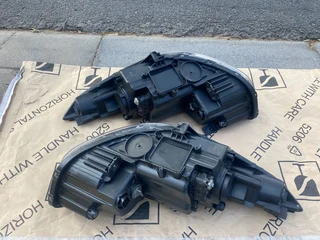 2014 HYUNDAI IX35 LED HEADLIGHTS FOR SALE. IN PRISTINE CONDITION