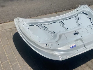 2014 HYUNDAI IX35 BONNET HOOD FOR SALE. IN EXCELLENT CONDITION