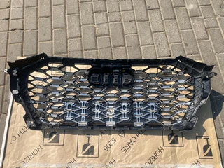 2024 AUDI Q3 S-LINE RADIATOR GRILLE FOR SALE. IN EXCELLENT CONDITION
