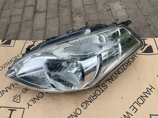 2015 Suzuki Ertiga Headlight Left Side For Sale. In Excellent Condition