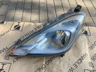 2014 HONDA JAZZ HEADLIGHT LEFT SIDE FOR SALE