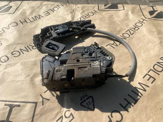 2022 Vw Polo 8 Left Front Door Lock Mechanism For Sale. In Pristine Condition