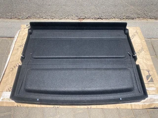 2024 RENAULT DUSTER PARCEL SHELF FOR SALE. IN PRISTINE CONDITION