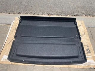2024 RENAULT DUSTER PARCEL SHELF FOR SALE. IN PRISTINE CONDITION