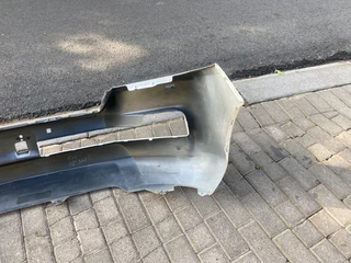 2017 TOYOTA LAND CRUISER 200 VX FRONT BUMPER FOR SALE. IN EXCELLENT CONDITION