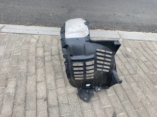 2014 Toyota Land Cruiser Prado Right Front Fender Liner For Sale. Brand New Oem