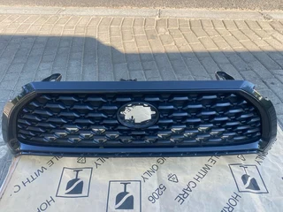 2024 Toyota Corolla Cross Xs Main Bumper Grille For Sale. In Pristine Condition
