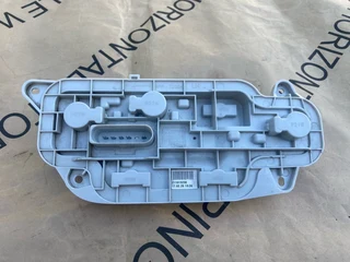 2021 VW CADDY TAIL LIGHT GLOBE HOLDER LEFT SIDE FOR SALE. IN PRISTINE CONDITION