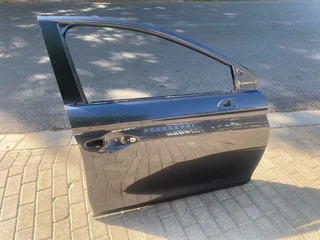 2024 Honda Ballade Right Front Door Shell For Sale. In Pristine Condition