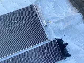 2025 JETOUR DASHING AIRCON CONDENSER AND INTERCOOLER FOR SALE. IN EXCELLENT CONDITION