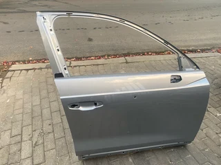 2021 AUDI Q3 RIGHT FRONT DOOR SHELL FOR SALE. IN EXCELLENT CONDITION