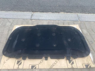 2024 Ford Ranger Raptor Bonnet Insulator Pad Heat Shield For Sale. In Excellent Condition