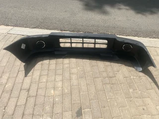 2020 NISSAN NP300 HARDBODY FRONT BUMPER FOR SALE. IN PRISTINE CONDITION