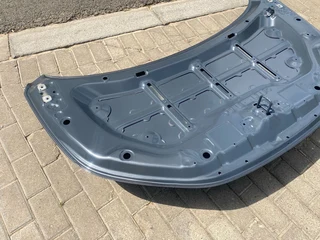 2024 SUZUKI FRONX/TOYOTA STARLET CROSS BONNET HOOD FOR SALE. IN PRISTINE CONDITION