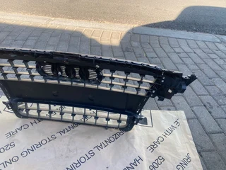 2014 AUDI A4 B8 RADIATOR GRILLE FOR SALE. IN EXCELLENT CONDITION
