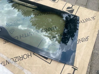 2017 MINI COUNTRYMAN COOPER REAR WINDSCREEN FOR SALE. IN PRISTINE CONDITION