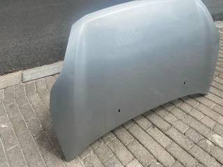 2014 FORD FIGO BONNET HOOD FOR SALE. IN EXCELLENT CONDITION