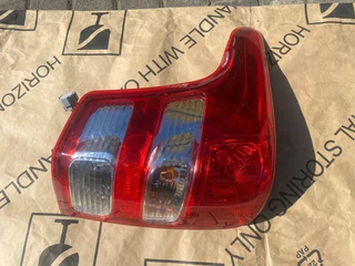 2020 FIAT FULLBACK TAIL LIGHT LEFT SIDE FOR SALE. IN PRISTINE CONDITION