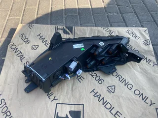 2025 TOYOTA URBAN CRUISER FULL LED HEADLIGHT RIGHT SIDE FOR SALE. IN PRISTINE CONDITION