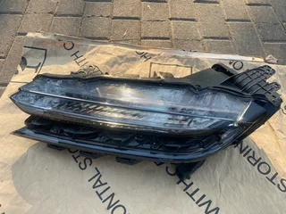 2025 TOYOTA URBAN CRUISER FULL LED HEADLIGHT LEFT SIDE FOR SALE. IN EXCELLENT CONDITION