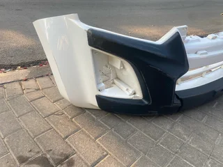 2020 ISUZU D-MAX 250 FRONT BUMPER FOR SALE. IN EXCELLENT CONDITION