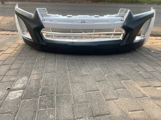 2020 ISUZU D-MAX 250 FRONT BUMPER FOR SALE. IN EXCELLENT CONDITION
