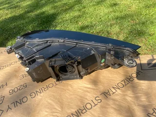 2018 AUDI Q5, SQ5 FULL XENON MATRIX HEADLIGHT LEFT SIDE FOR SALE. IN PRISTINE CONDITION