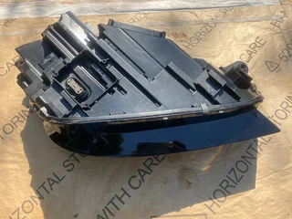 2018 AUDI Q5, SQ5 FULL XENON MATRIX HEADLIGHT LEFT SIDE FOR SALE. IN PRISTINE CONDITION