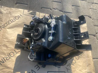 2025 TOYOTA URBAN CRUISER HEADLIGHT LEFT SIDE FOR SALE. IN PRISTINE CONDITION