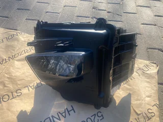 2025 TOYOTA URBAN CRUISER HEADLIGHT LEFT SIDE FOR SALE. IN PRISTINE CONDITION
