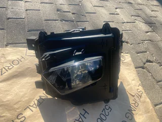 2025 TOYOTA URBAN CRUISER HEADLIGHT LEFT SIDE FOR SALE. IN PRISTINE CONDITION