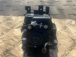 2025 TOYOTA URBAN CRUISER HEADLIGHT LEFT SIDE FOR SALE. IN PRISTINE CONDITION