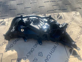2024 TOYOTA RAV4 FULL LED HEADLIGHT LEFT SIDE FOR SALE. IN EXCELLENT CONDITION