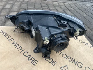 2019 VW UP LED HEADLIGHT RIGHT SIDE FOR SALE. IN EXCELLENT CONDITION