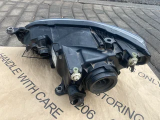 2019 VW UP LED HEADLIGHT RIGHT SIDE FOR SALE. IN EXCELLENT CONDITION