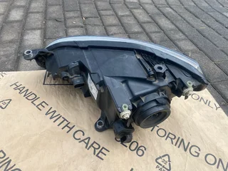 2019 VW UP LED HEADLIGHT RIGHT SIDE FOR SALE. IN EXCELLENT CONDITION