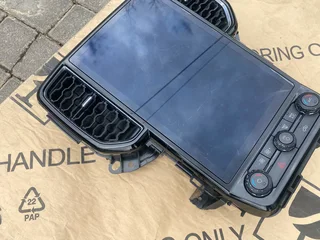 2024 FORD RANGER RAPTOR T9 RADIO/MULTI DISPLAY NAVIGATION SYSTEM FOR SALE. IN PRISTINE CONDITION