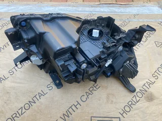 2023 TOYOTA LAND CRUISER 300 FULL LED HEADLIGHT LEFT SIDE FOR SALE. IN PRISTINE CONDITION