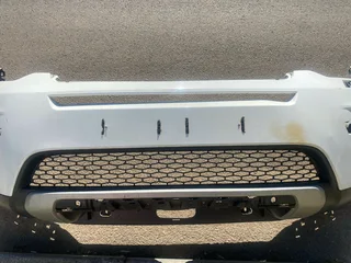 2016 LAND ROVER DISCOVERY 5 SPORT FRONT BUMPER FOR SALE. IN PRISTINE CONDITION