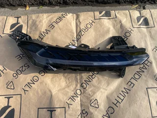 2023 OMODA C5 LED HEADLIGHT RIGHT SIDE FOR SALE. IN PRISTINE CONDITION