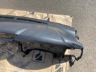 2017 TOYOTA HILUX GD-6 DASHBOARD FOR SALE. IN EXCELLENT CONDITION