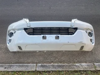 2018 TOYOTA FORTUNER GD-6 FRONT BUMPER FOR SALE. IN PRISTINE CONDITION
