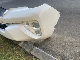 2018 TOYOTA FORTUNER GD-6 FRONT BUMPER FOR SALE. IN PRISTINE CONDITION