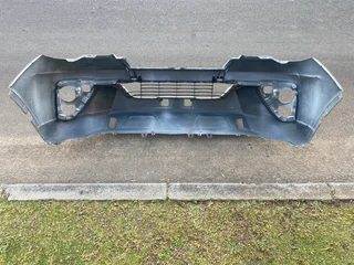 2018 TOYOTA FORTUNER GD-6 FRONT BUMPER FOR SALE. IN PRISTINE CONDITION