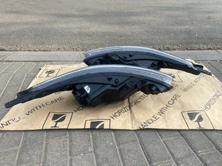 2019 HYUNDAI I20 GRAND HEADLIGHTS FOR SALE. IN PRISTINE CONDITION