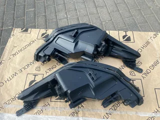 2019 HYUNDAI I20 GRAND HEADLIGHTS FOR SALE. IN PRISTINE CONDITION