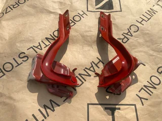 2023 SUZUKI SWIFT BONNET HINGES FOR SALE. IN PRISTINE CONDITION